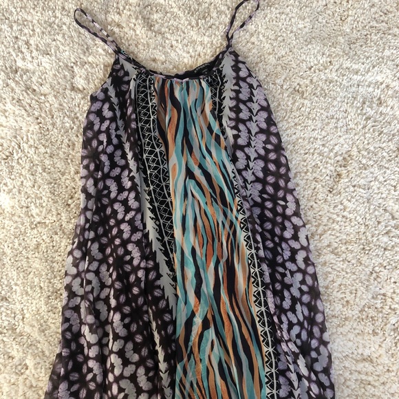 Express Patterned Flowy Dress - Picture 1 of 2